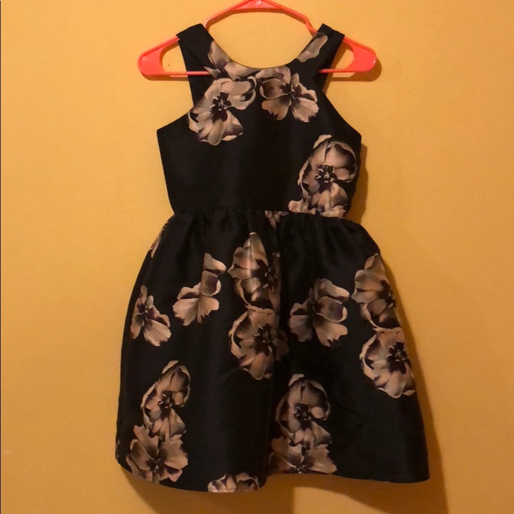 🌸🌺NWOT🌺🌼 girls floral  dress